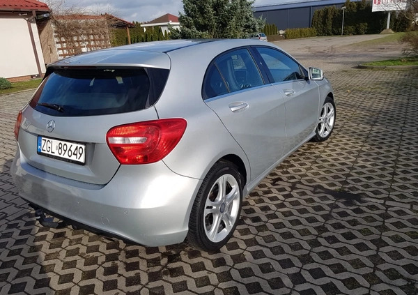 Mercedes-Benz Klasa A cena 42900 przebieg: 190000, rok produkcji 2013 z Goleniów małe 232